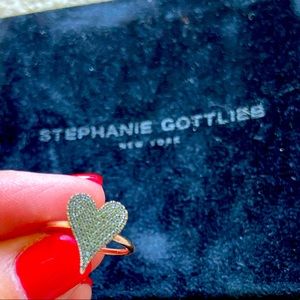Stephanie Gottlieb Small Pave Heart ring size 4.5